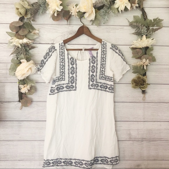 Francesca's Collections Dresses & Skirts - Francesca’s alya Dress sz S ✨